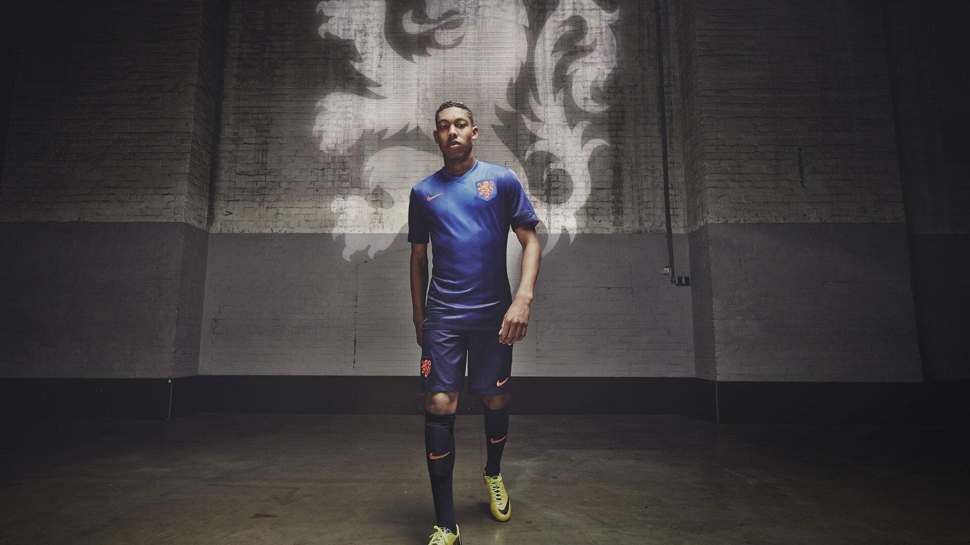 自由泳世锦赛巅峰对决,新星闪耀,老将坚守