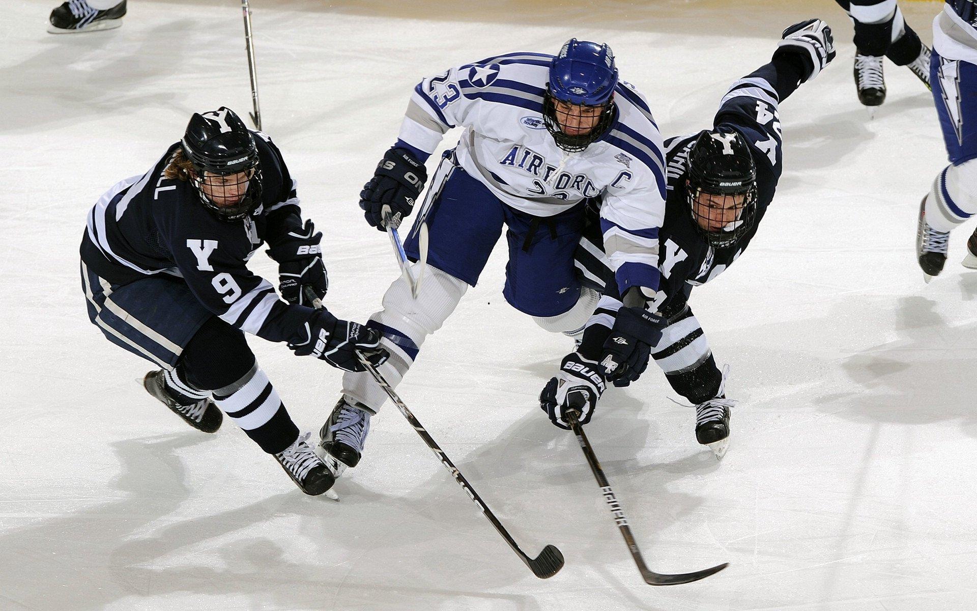 23岁新星打破尘封15年世界纪录，田径赛场再创历史！