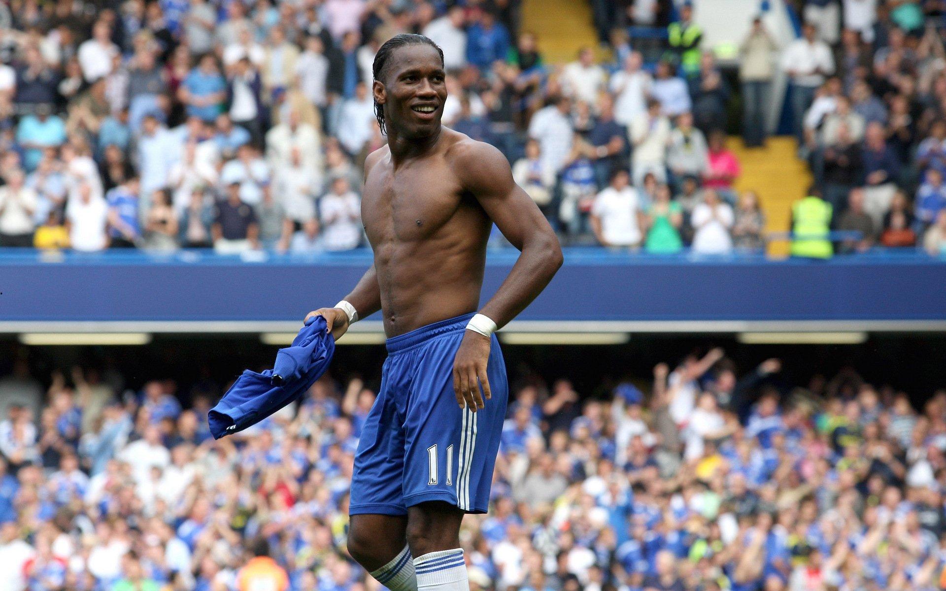 纳达尔鏖战五盘险胜德约科维奇 第15次闯入法网男单决赛